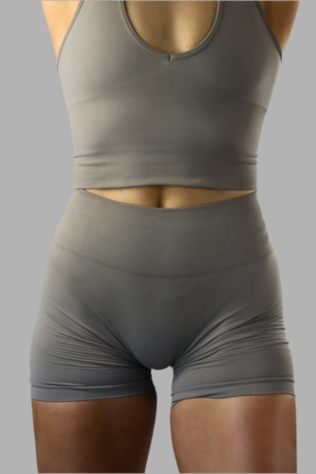 LIMITLESS SHORTS - STONE