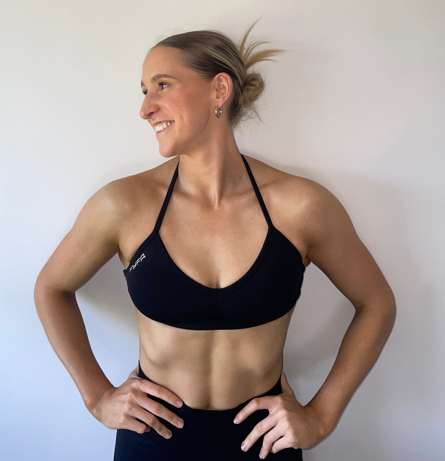 2-IN-1 MARNI SPORTS BRA - JET BLACK