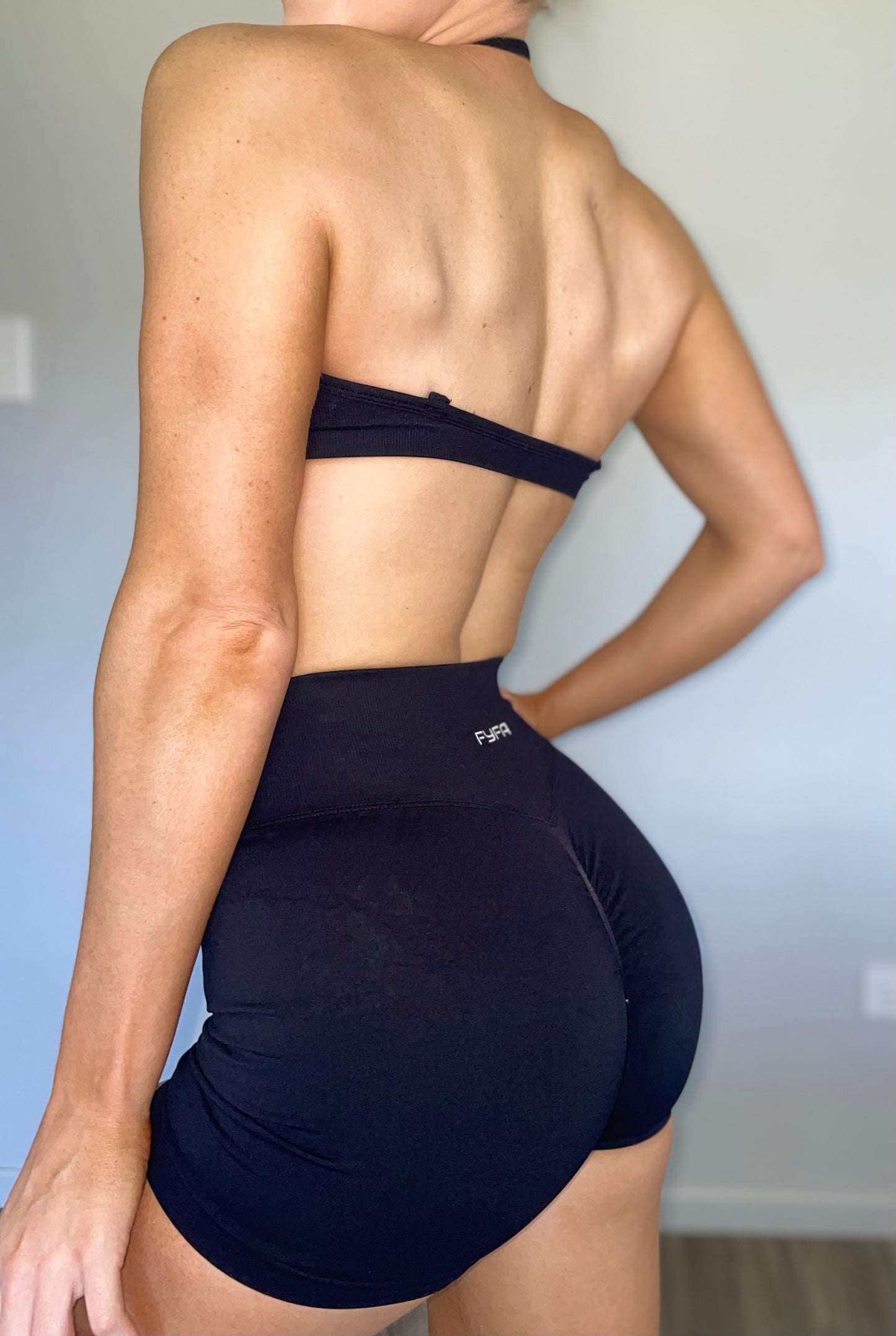 2-IN-1 MARNI SPORTS BRA - JET BLACK