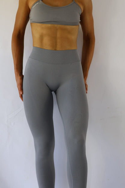V BACK LEGGINGS - GRAY